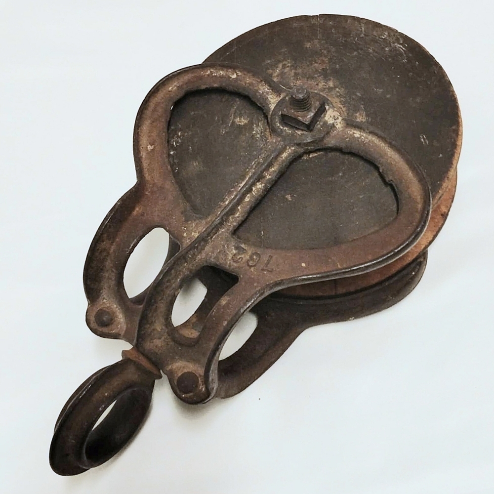 Antique Cast Iron & Wood Barn Pulley Wheel Rustic Farmhouse Decor Vtg Primitive